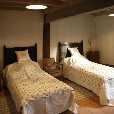 Le Bourrut Hébergement de vacances