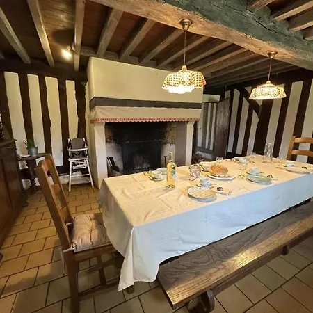 Le Bourrut Hébergement de vacances Luglon